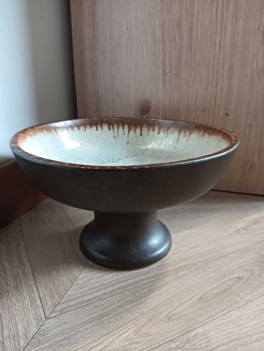 Patera ceramiczna na nodze ozdobna na stroik na owoce