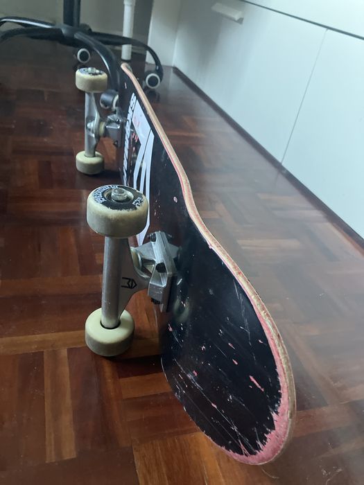 Skate marca sk8 mafia