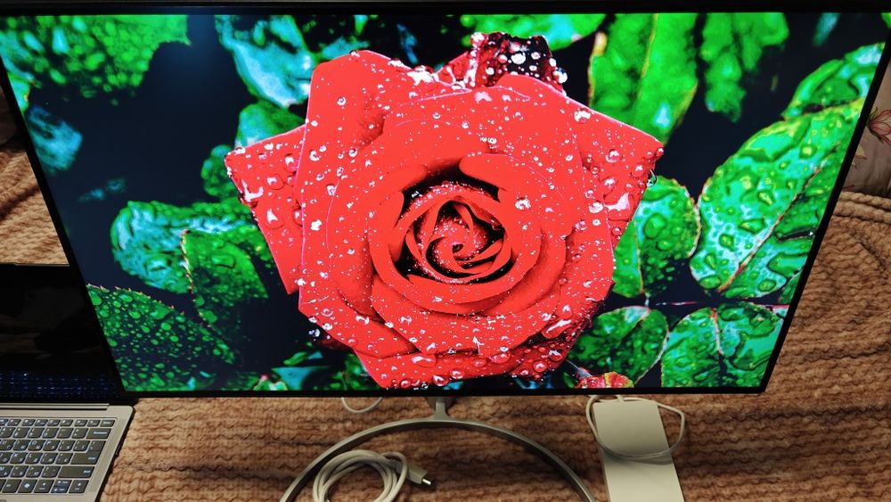 Топовий LG 32UL950-W для професіоналів, Nano IPS 10 bit з DCI-P3 98%