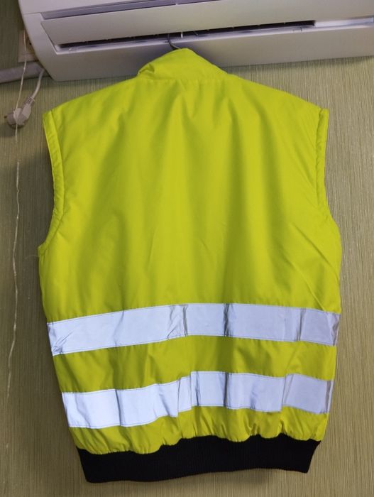 Спецовка роба сигнальная жилетка  48-50