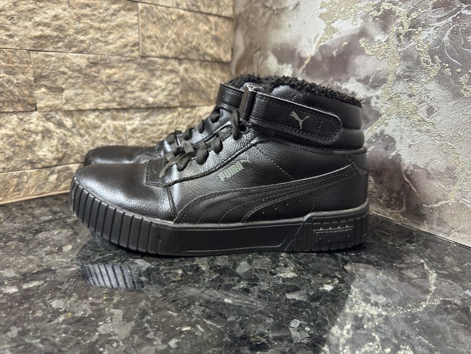 Puma Carina 2.0 Mid WTR (оригінал)