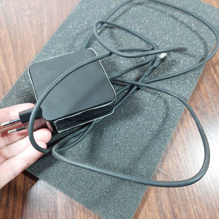 Универсальное зарядное устройство 65W USB-C (Type-C) для ноутбуков HP, Lenovo, Dell, Asus и других