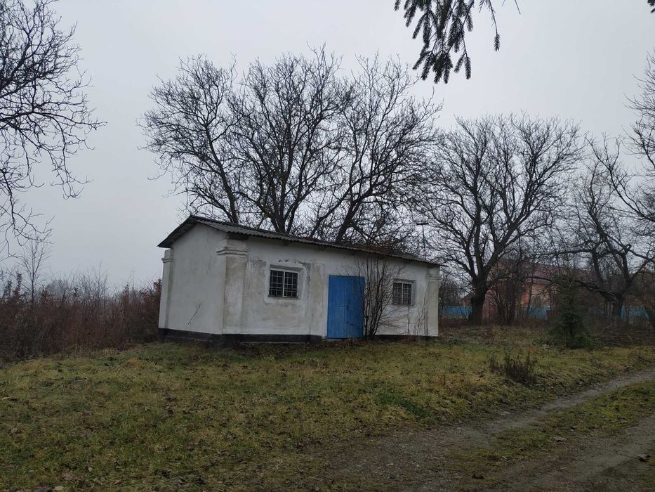 Нежитлові будівлі - с. Білоусівка, Чернівецька обл.