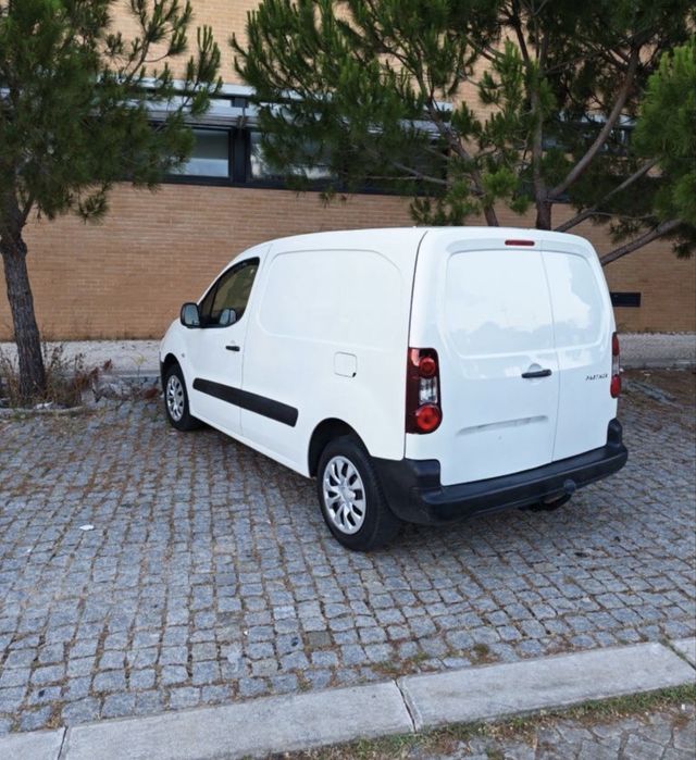 Citroen Berlingo 1.6 hdi 75cv 3 lugares ( RESERVADA )