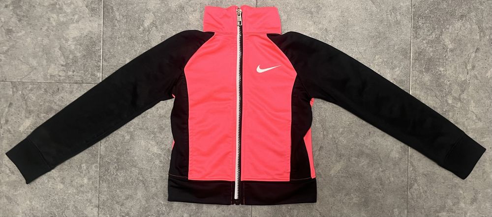 Różowa bluza rozpinana Nike rozmiar 104