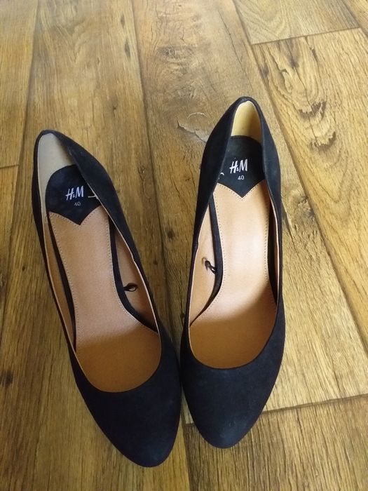 Sprzedam buty na obcasie