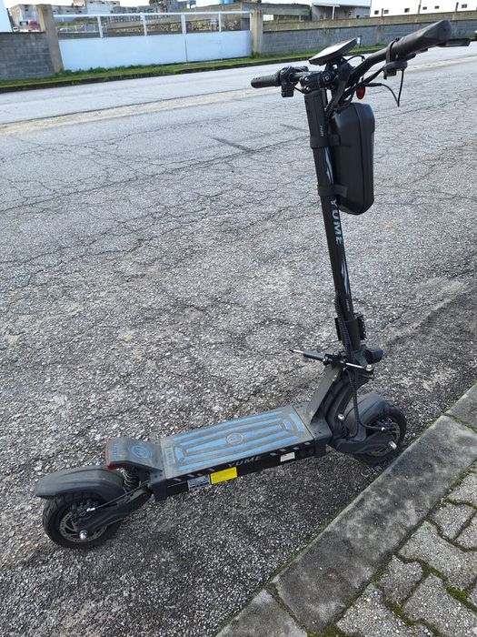 Yume Hawk 2400w poucos km