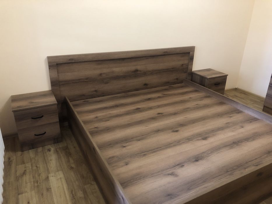 Збірка корпусних меблів шафи купе комоди ліжко