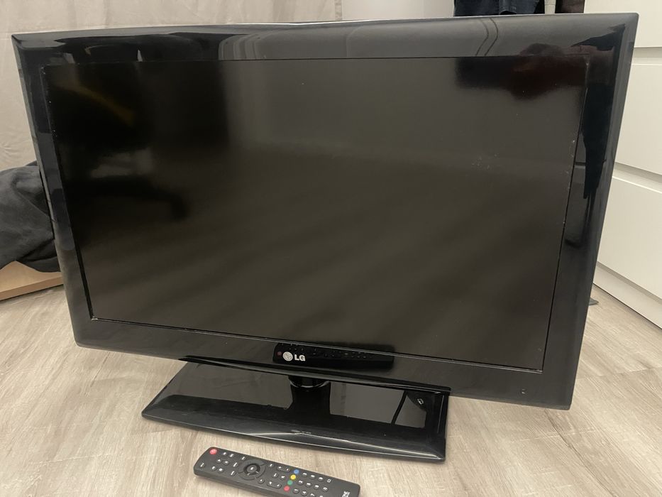 TV LG 32” Bom estado.