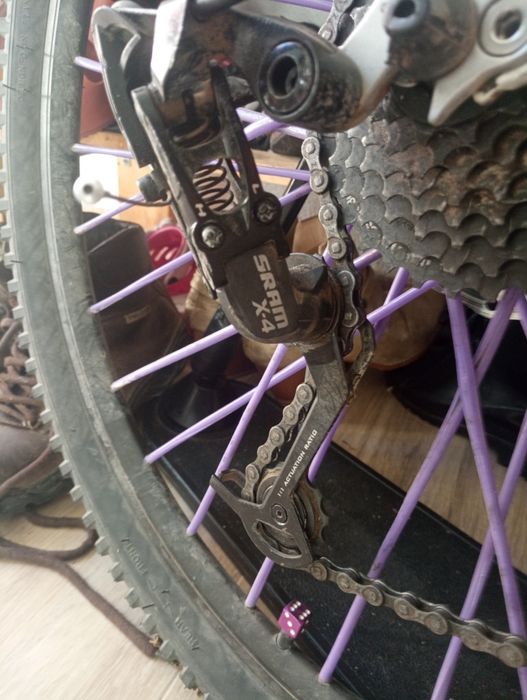 Vendo ou troco por bicicleta de downhill