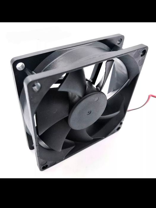 Ventilador 80x80x25mm 12V