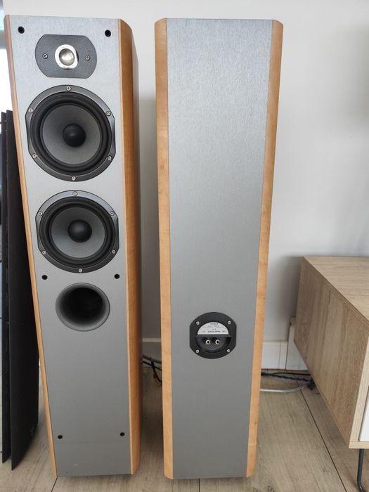 Focal Chorus 714 s
