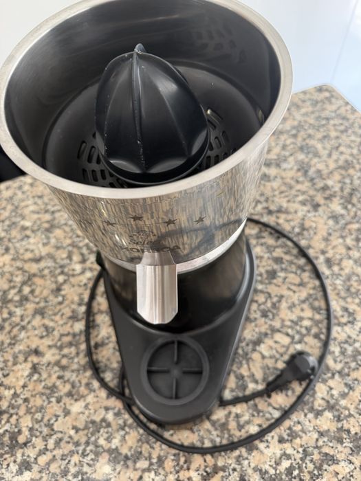 Espremedor de Laranjas Profissional Elétrico Select Horeca