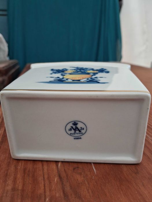 Frasco de Chá Vista Alegre - Coleção Viana (Porcelana)