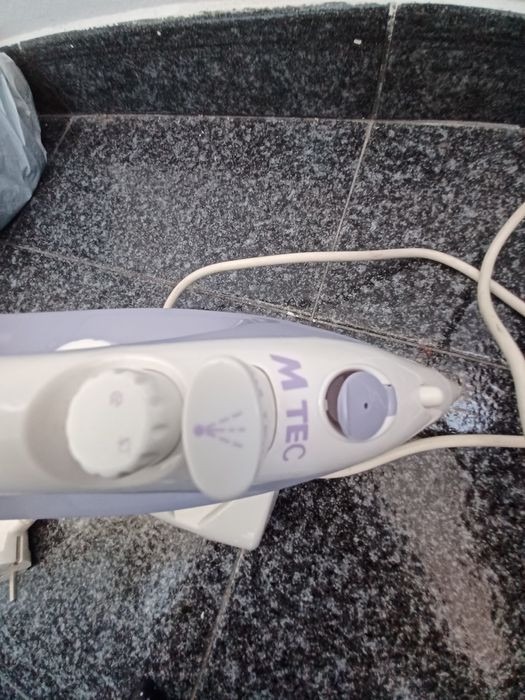 Ferro engomar com defeito