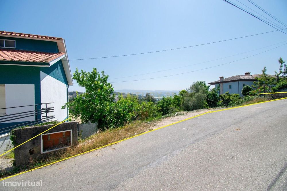 Excelente Terreno em Antuzede, Coimbra com 2255m²