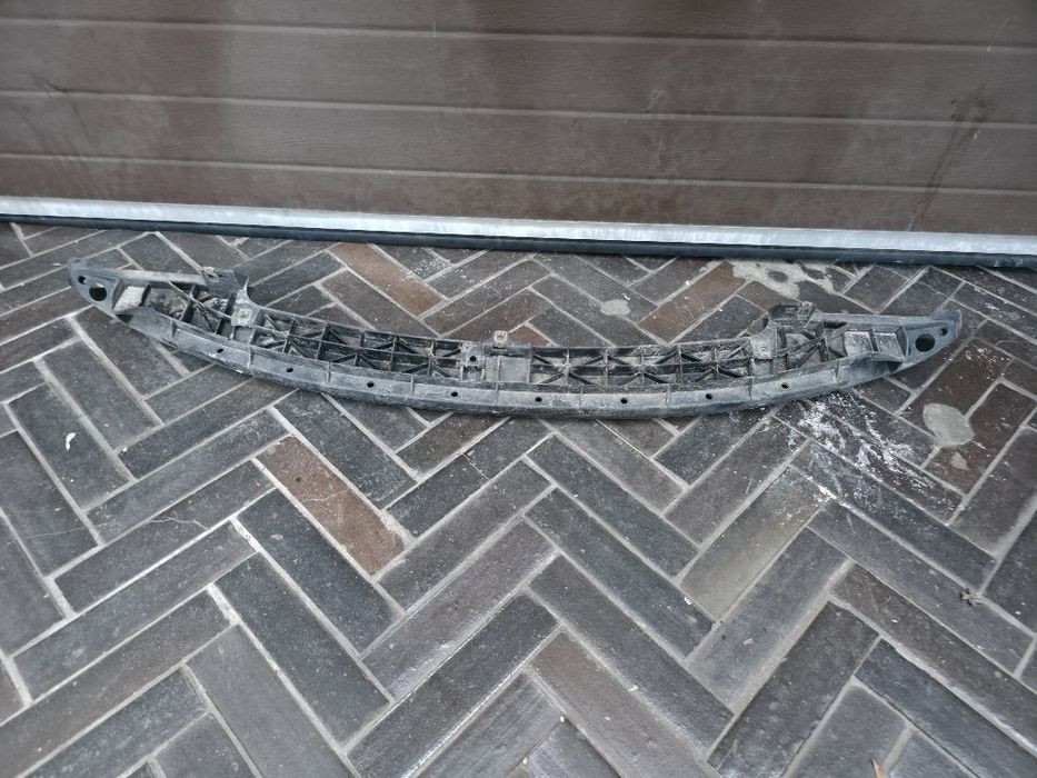 Peugeot 206 +  plus zderzak przód belka zderzaka wysyłka wzmocnienie