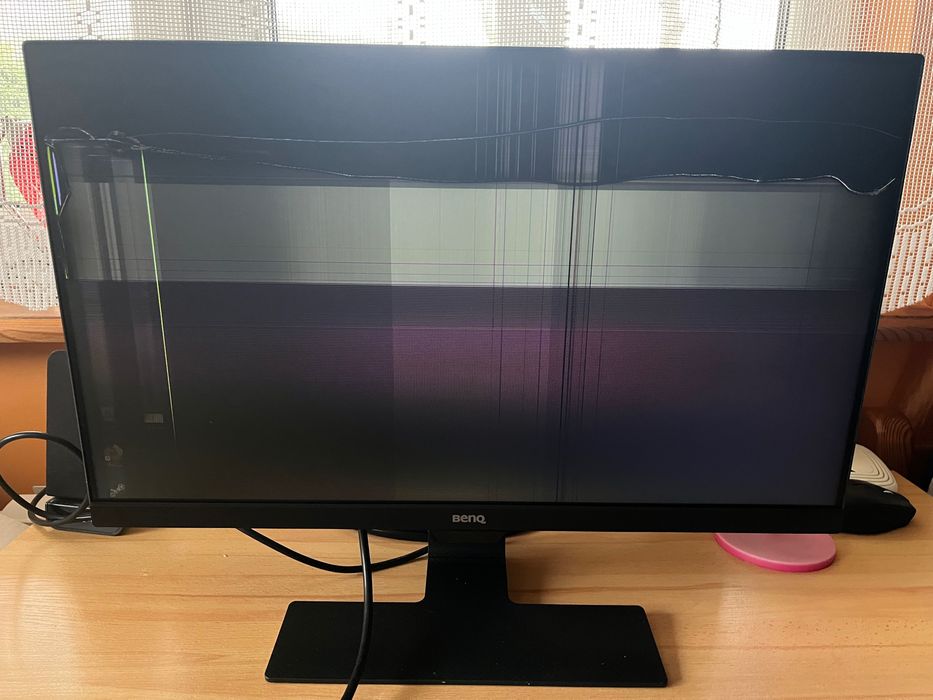 Monitor LCD BenQ GW2480-B rozbity