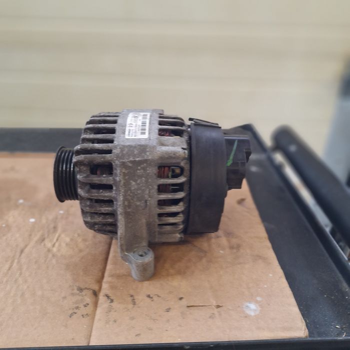 Fiat 500 alternator