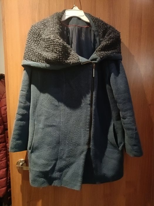 Płaszcz damski niebieski rozmiar 48 kołnierz