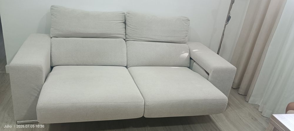 Sofá cama com  2 lugares