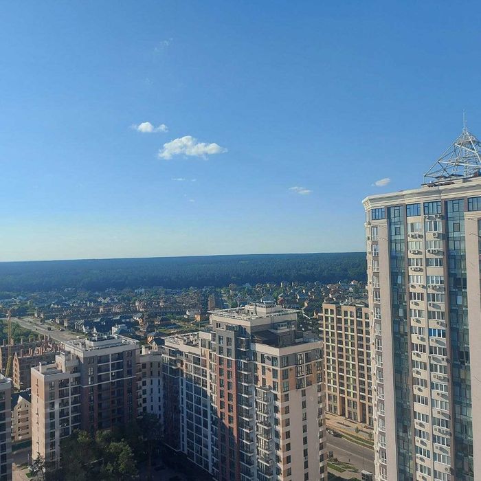 Продаж 2 кімнатної квартири  ЖК Зелений квартал  Торг