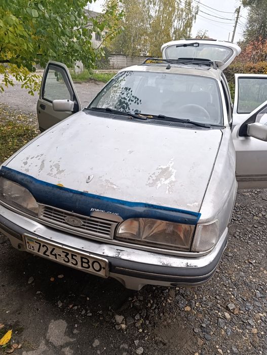 Автомобиль Форд сиера