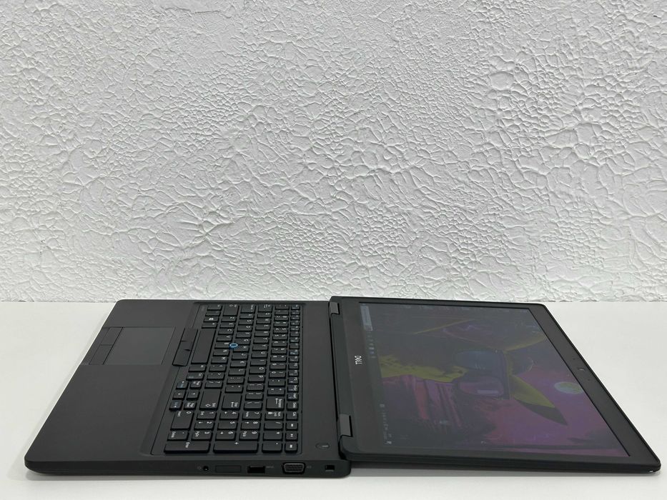 Ноутбук Dell Latitude 5580 15.6"/i5-7300U/8 або 16gb/256gb SSD