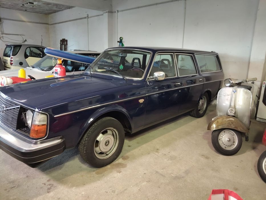 Carrinha Volvo 245 2.1 DL