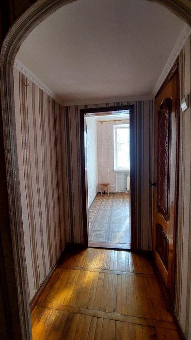 Продам 3-кімнатну квартиру. Вул.Київська,15.