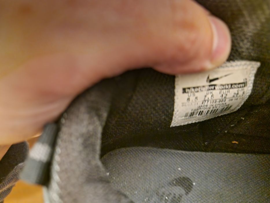 Ténis / Sapatilhas Nike - Tamanho 42