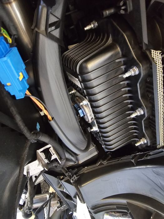 Konsola Carbon Peugeot 208 lub 2008 lift oryginał airbagi