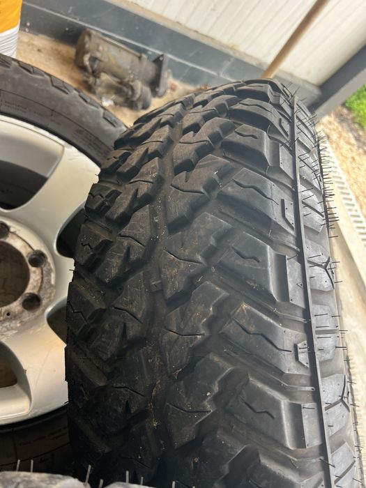 Conjunto jantes 15 Aluminio com pneus novos