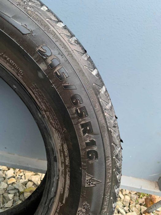 Продам зимові шини MICHELIN 215/65 R16  98H  б/у 2012р.