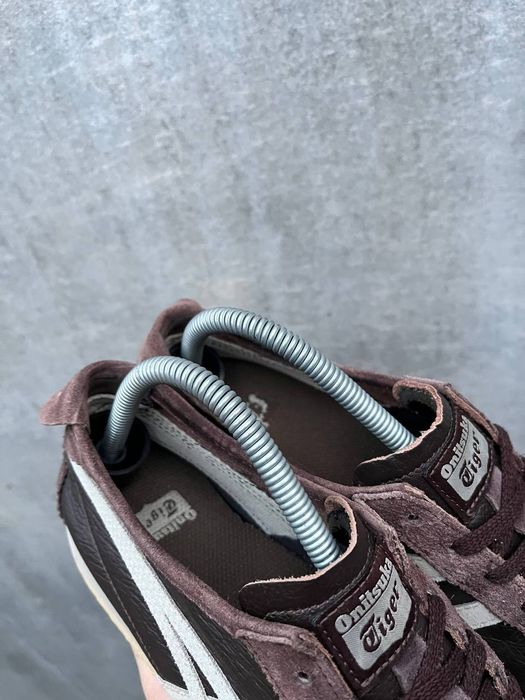Кроссовки Onitsuka Tiger Mexico 66 VIN в расцветке Coffee/Feather Grey