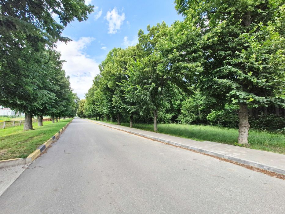 Продам 1к біля озера майже в Києві метро поруч ЖК на Озерній Новосілки