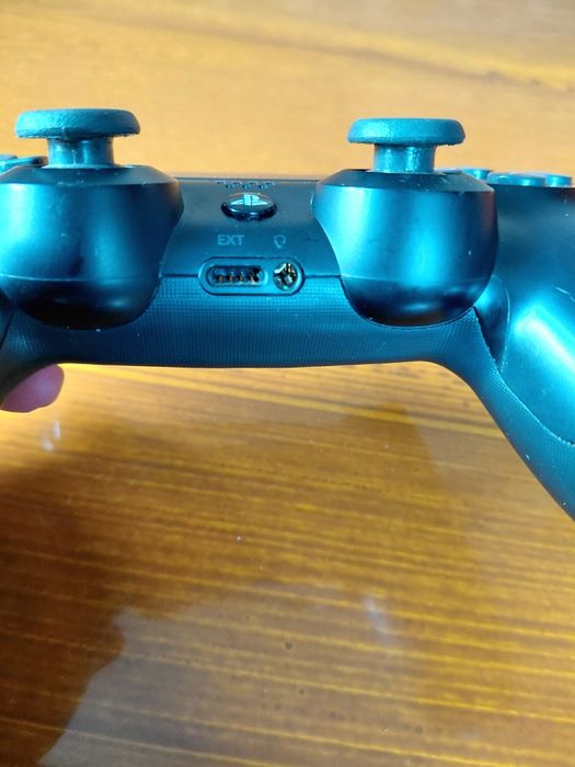 Оригінальний геймпад Sony DualShock 4 v2 Black для PS4 / PC