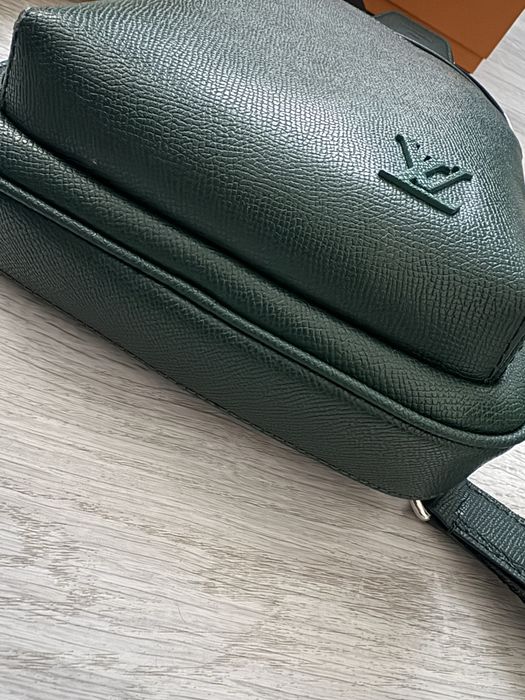 мужская сумка-слинг Louis Vuitton Avenue