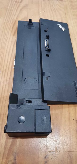 Lenovo Thinkpad Basic Dock c/Carregador 90w435954238170091526