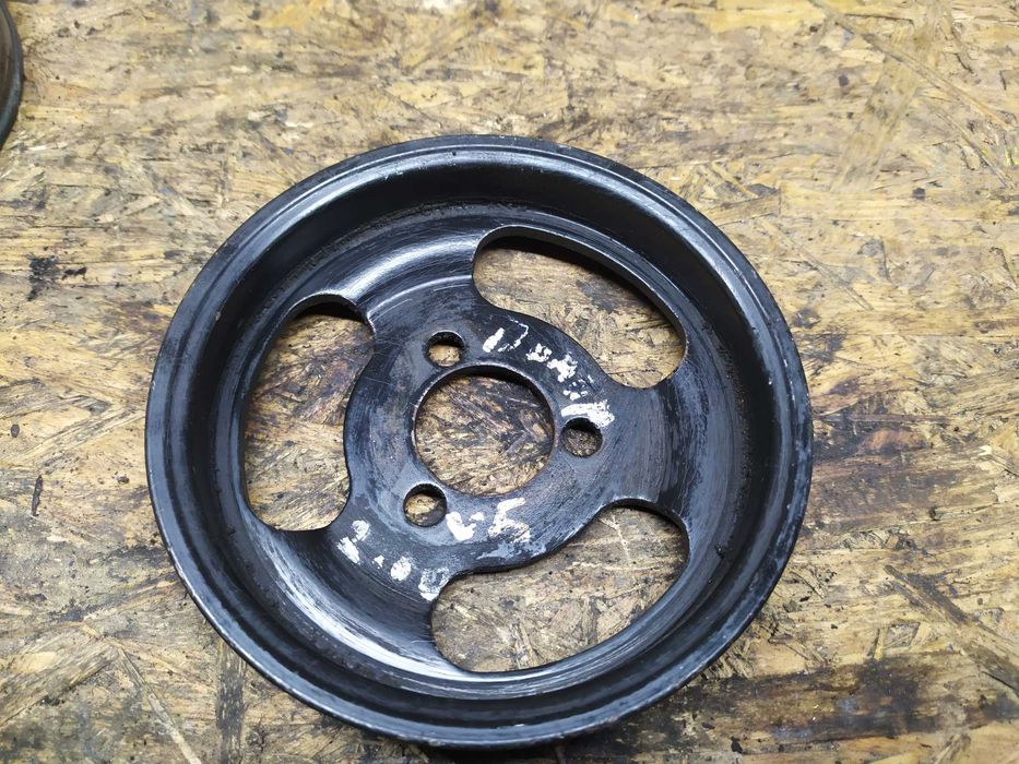 Шків помпи Опель Вектра Б Opel Vectra B 2.0DTL