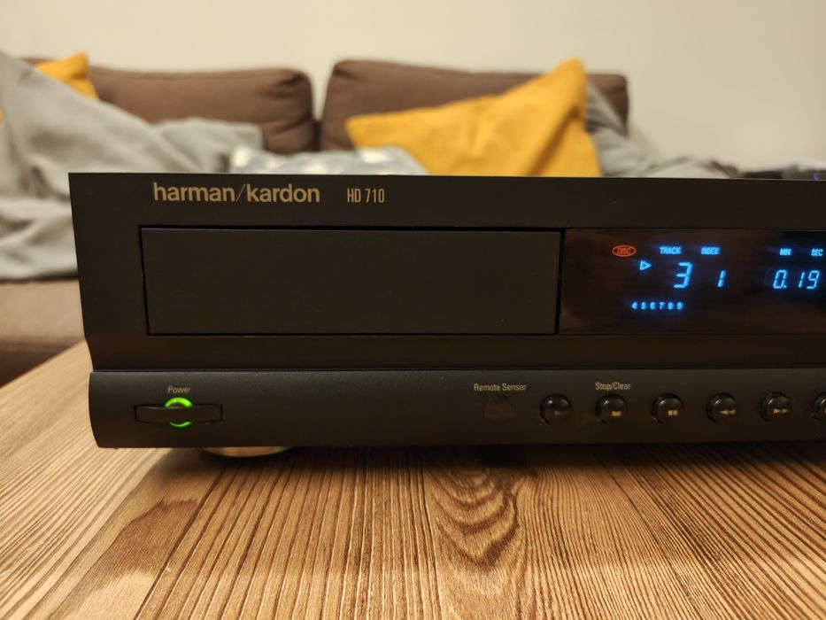 Harman Kardon HD 710