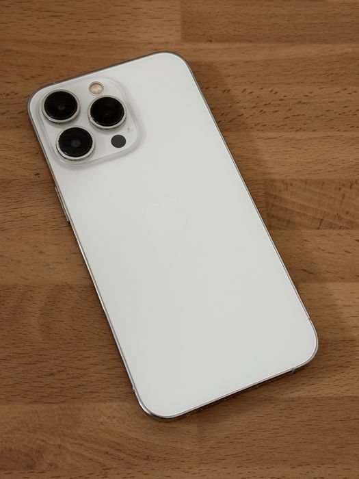 Iphone 13 pro versao 128gb branco(ACEITO RETOMA)