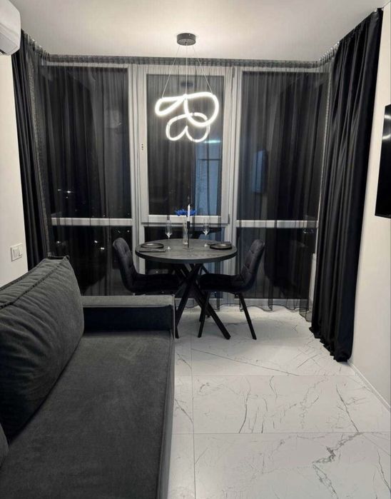 Квартира студія 1к ЖК 4U Академ містечко біля метро 5 хвилин пішки