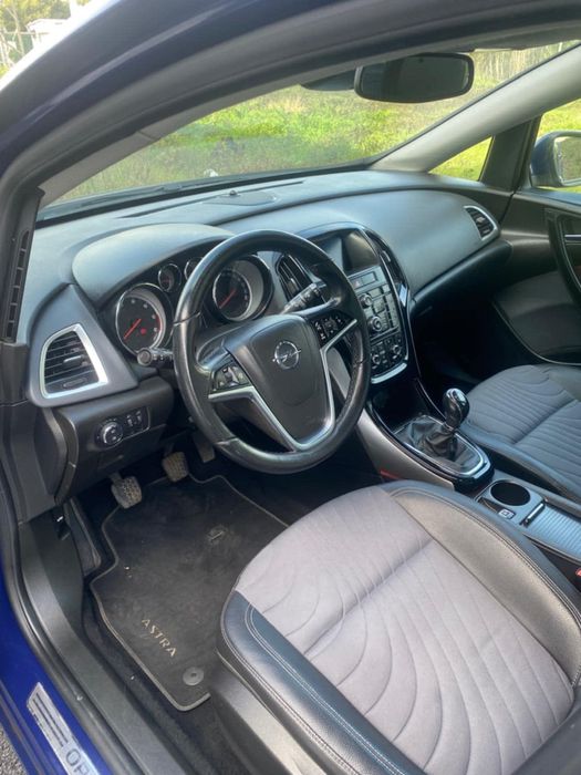 Opel astra 1.6 cdti sport tourer