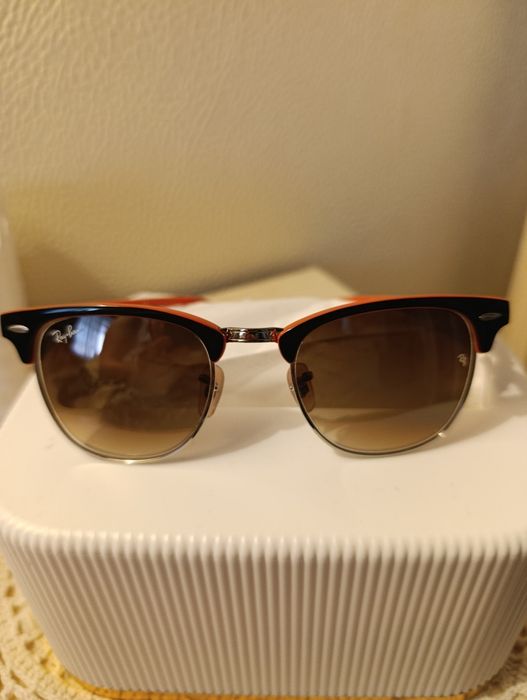 Солнцезащитные очки Ray-Ban