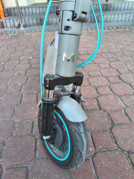 Hulajnoga elektryczna MOTUS SCOOTY 10" PLUS