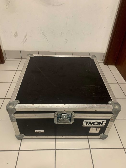 Thon L-Rack 4U 45 Service Flap 2020 - Hard Case - Aluminium - Wood