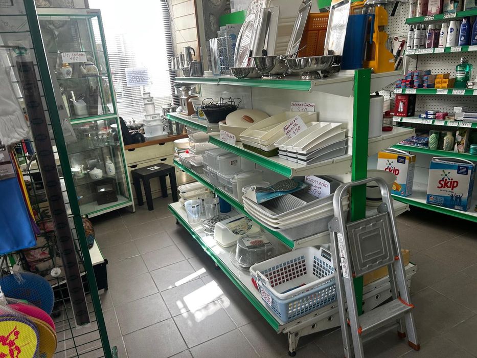 Prateleiras para comércio e armazém