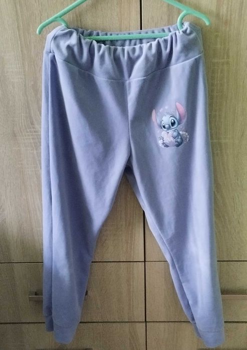 Nowy dres ze Stichem 128