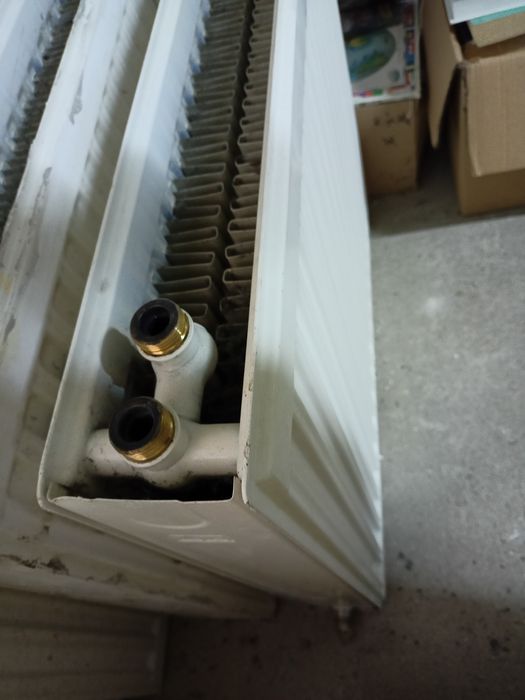 Kaloryfer, grzejnik szer 80/60 cm